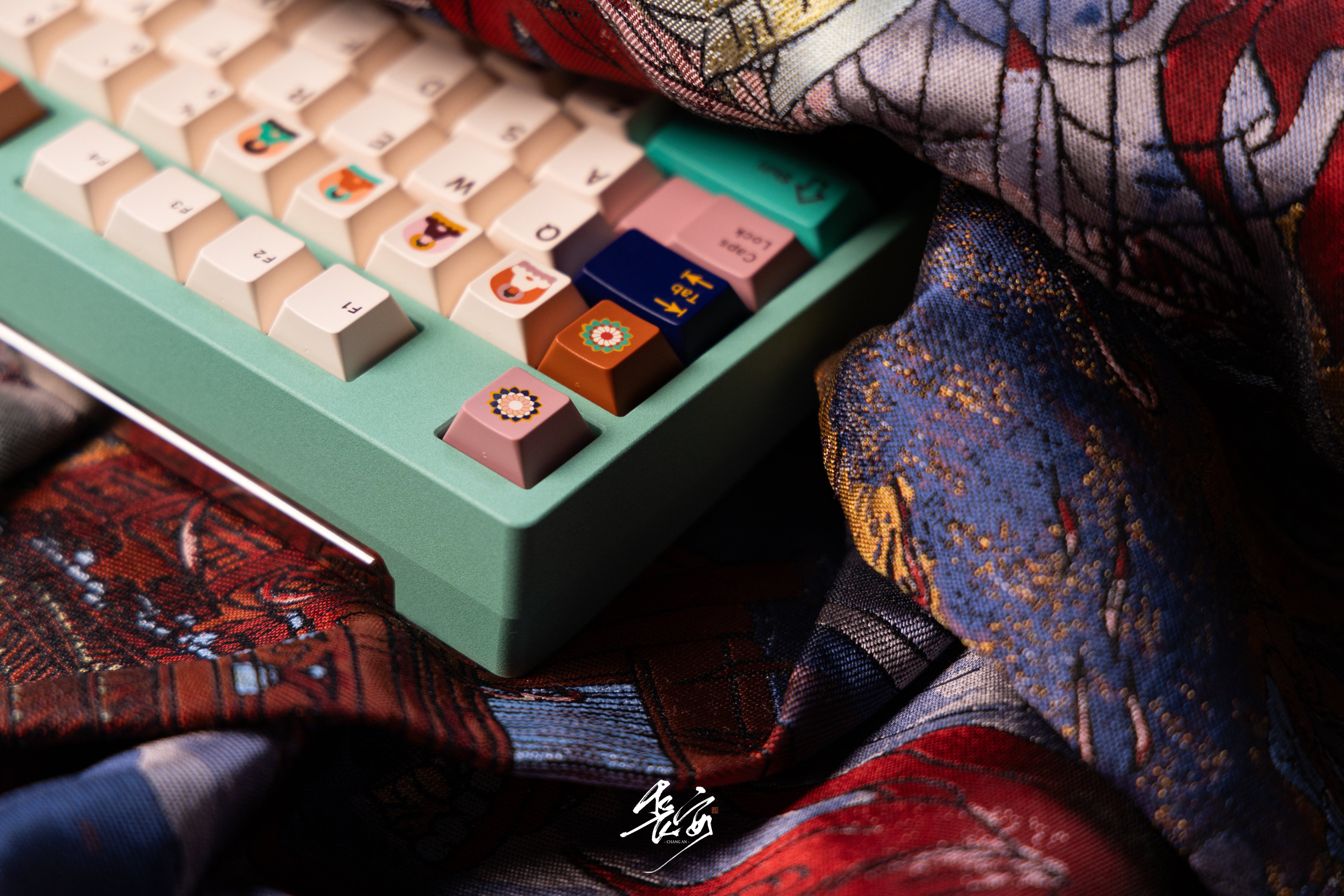 Lotus80 Keyboard Kit by FoxLab - Group-Buy