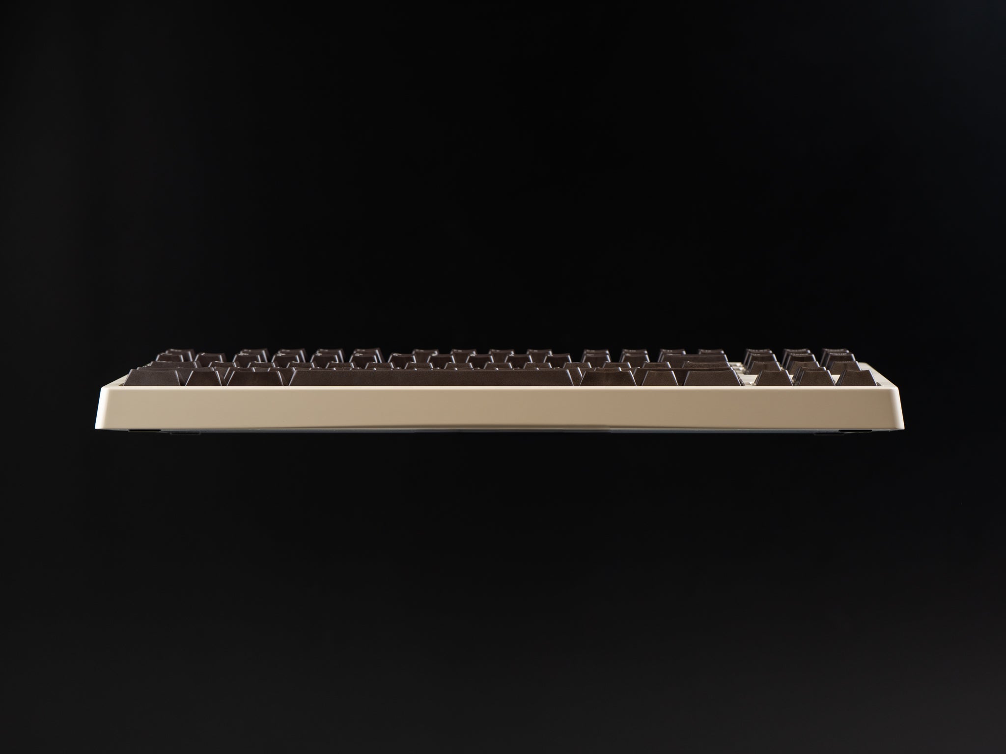 Caerdroia Keyboard - Group-Buy
