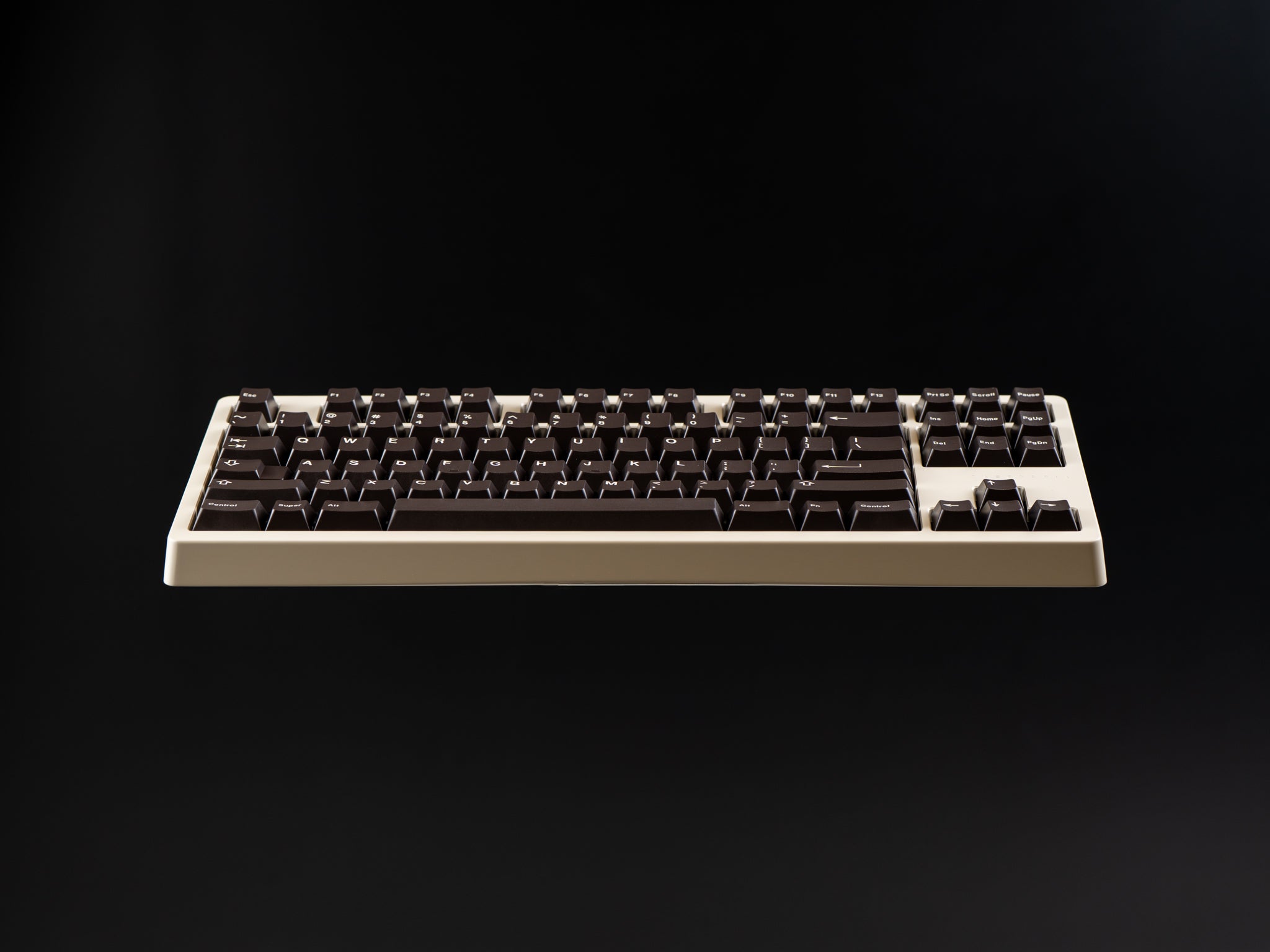 Caerdroia Keyboard - Group-Buy