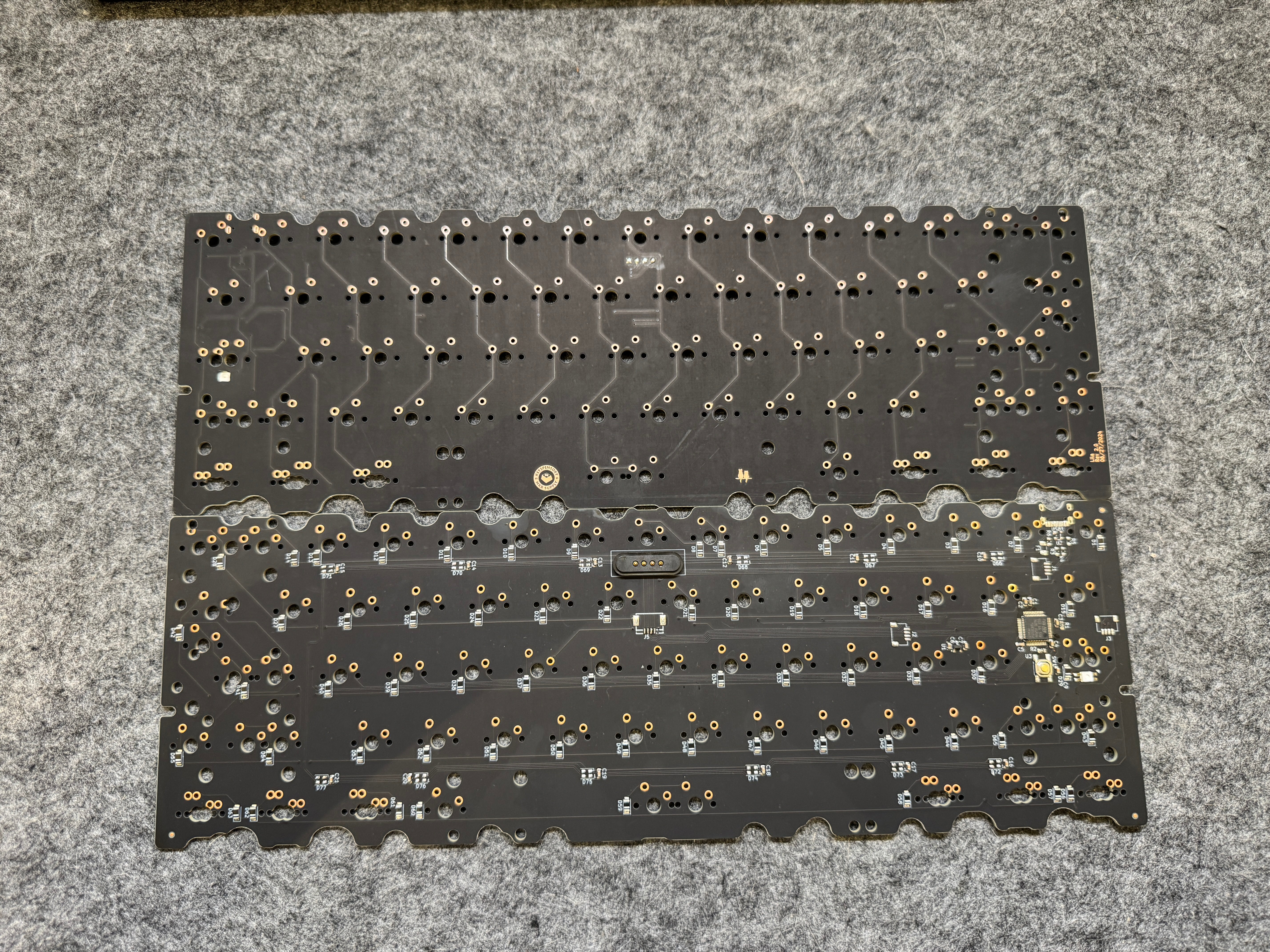 Lila Keyboard - Group-Buy