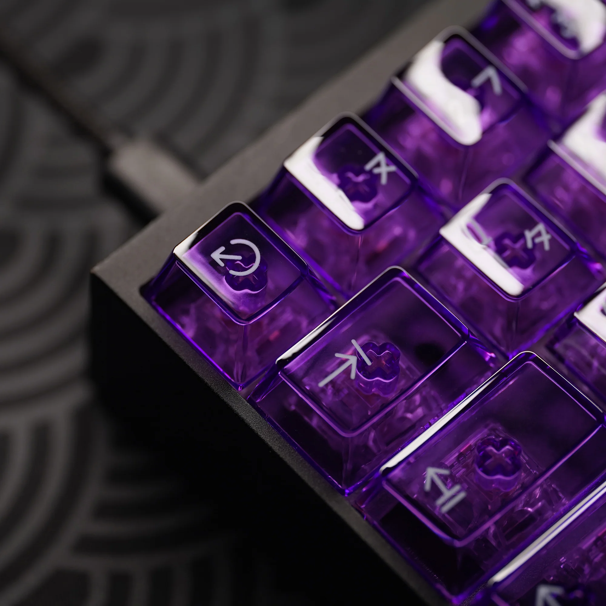 Clear 2048 Purple Keycaps Set
