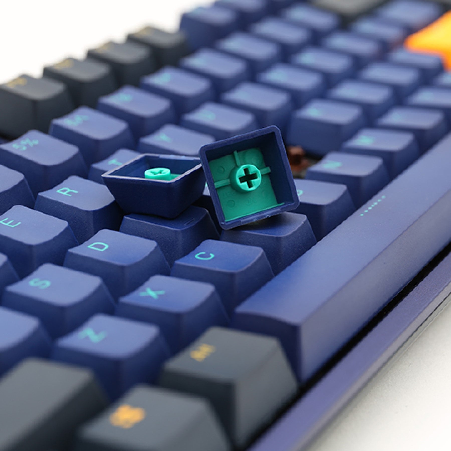 Ducky ONE 2 TKL