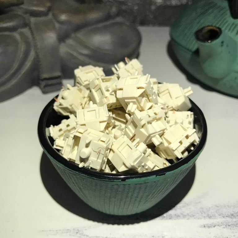 NovelKeys Cream Switches  / 10pcs