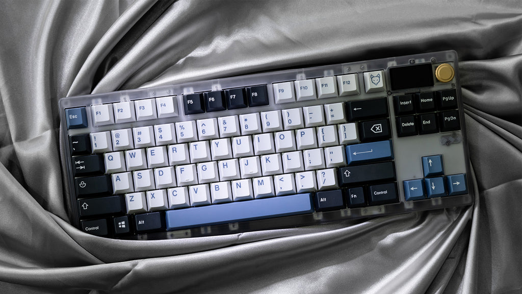ZOOM TKL DYNA Frosted Clear - Pre-Order