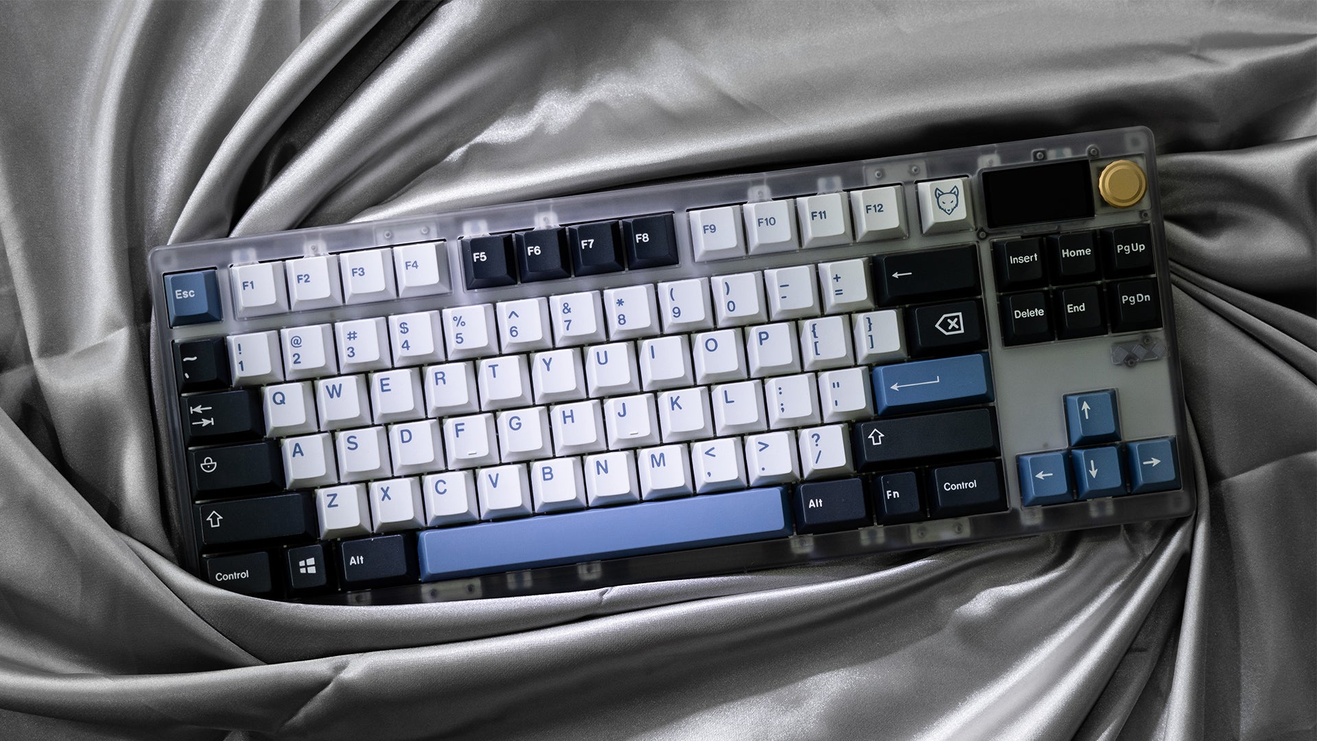 ZOOM TKL DYNA Frosted Clear - Pre-Order