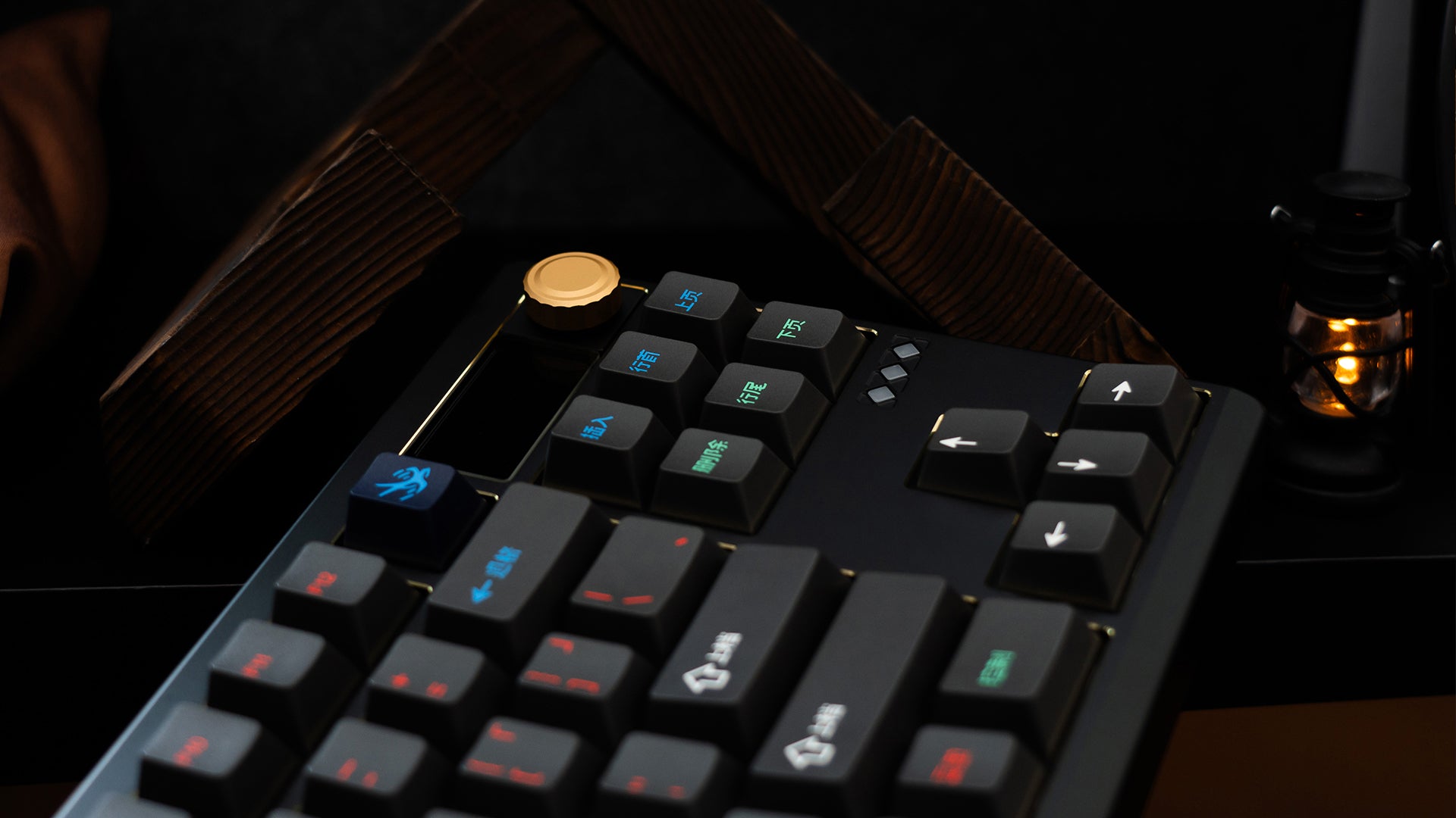 ZOOM TKL DYNA Anodized Black - Pre-Order