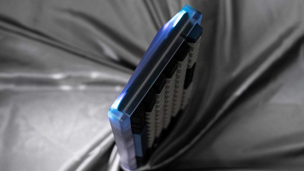 ZOOM TKL DYNA Frosted Clear - Pre-Order
