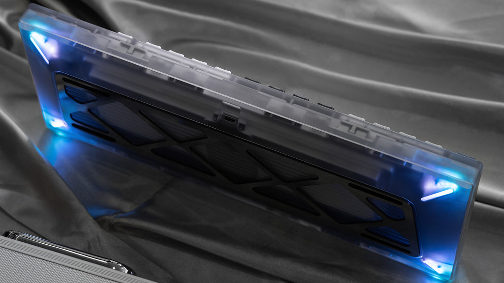 ZOOM TKL DYNA Frosted Clear - Pre-Order