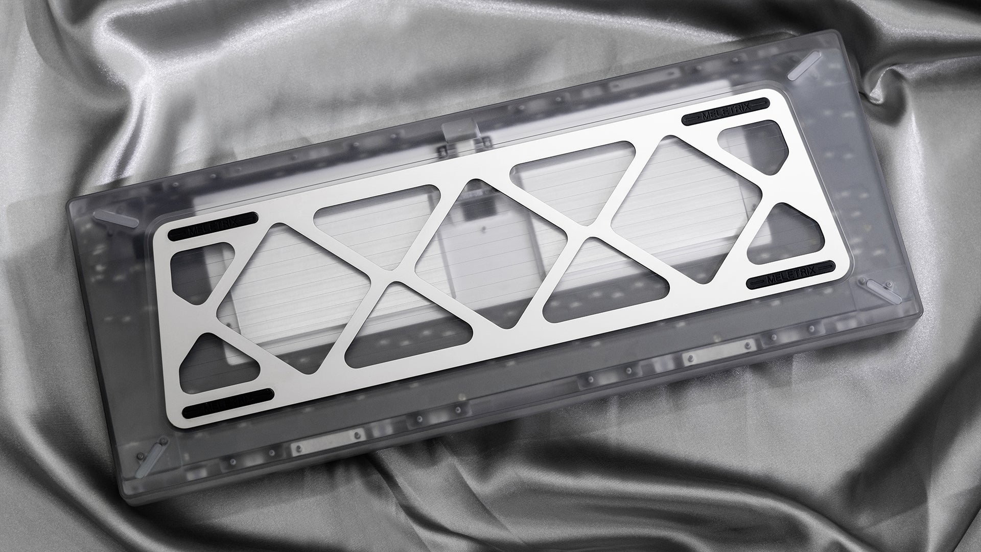 ZOOM TKL DYNA Frosted Clear - Pre-Order