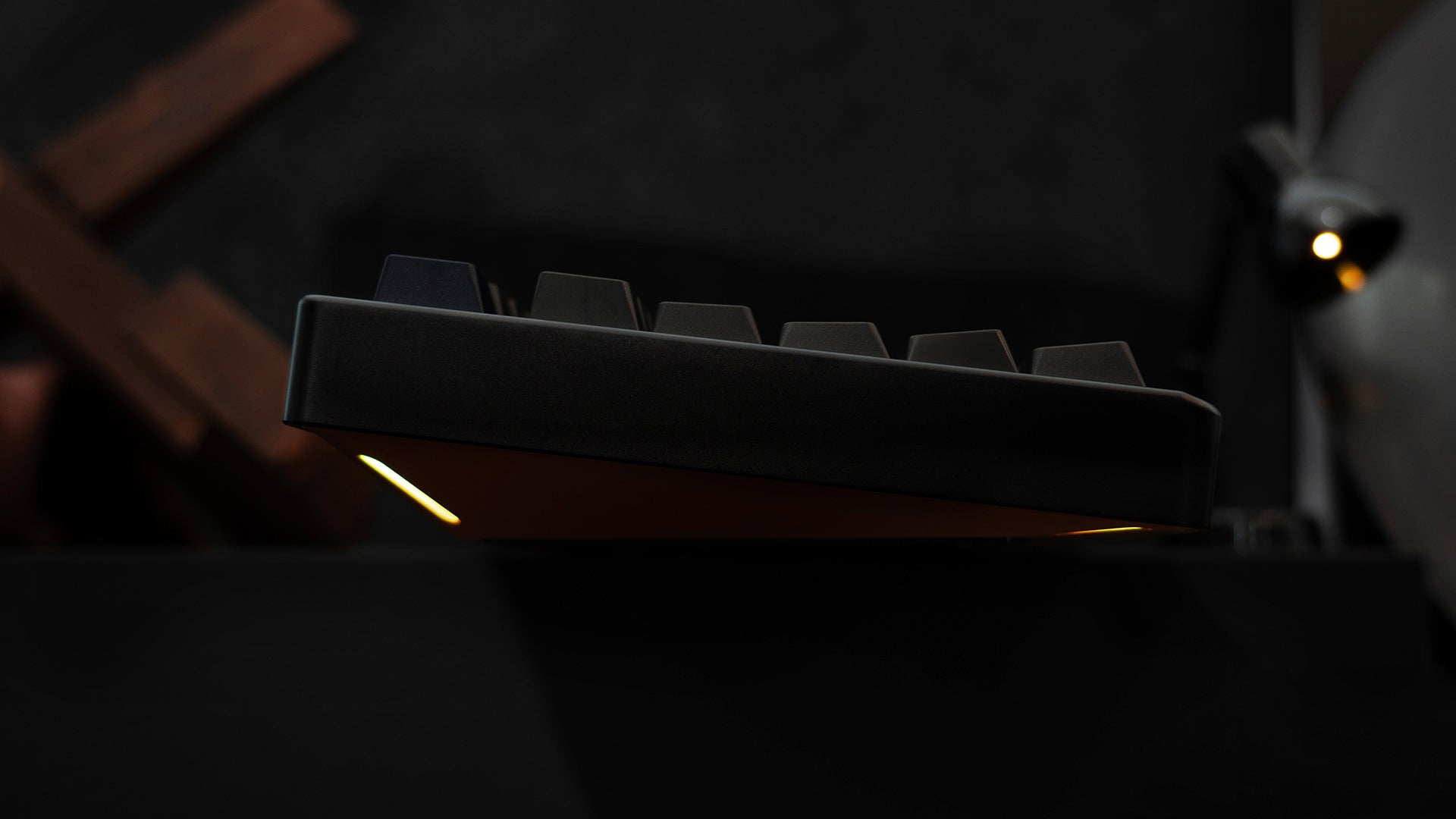 ZOOM TKL DYNA Anodized Black - Pre-Order