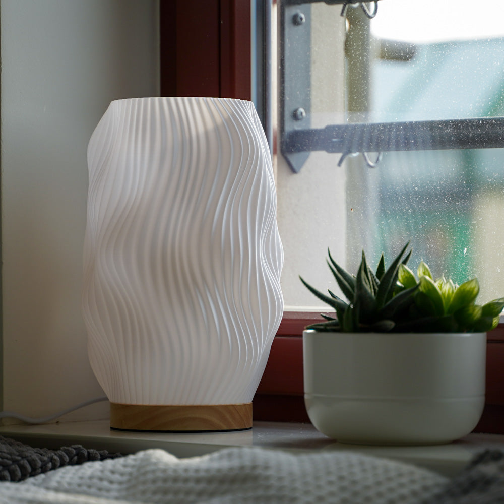 Flow Lamp – Wavy Table Lamp with Warm Ambient Light for Modern Home Décor