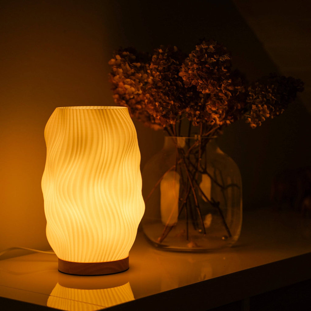Flow Lamp – Wavy Table Lamp with Warm Ambient Light for Modern Home Décor
