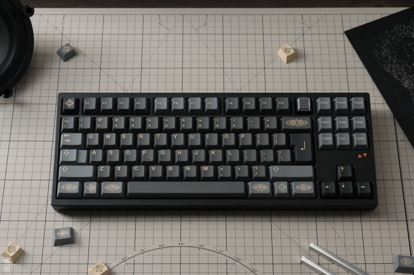 KKB Vibrato Keycaps
