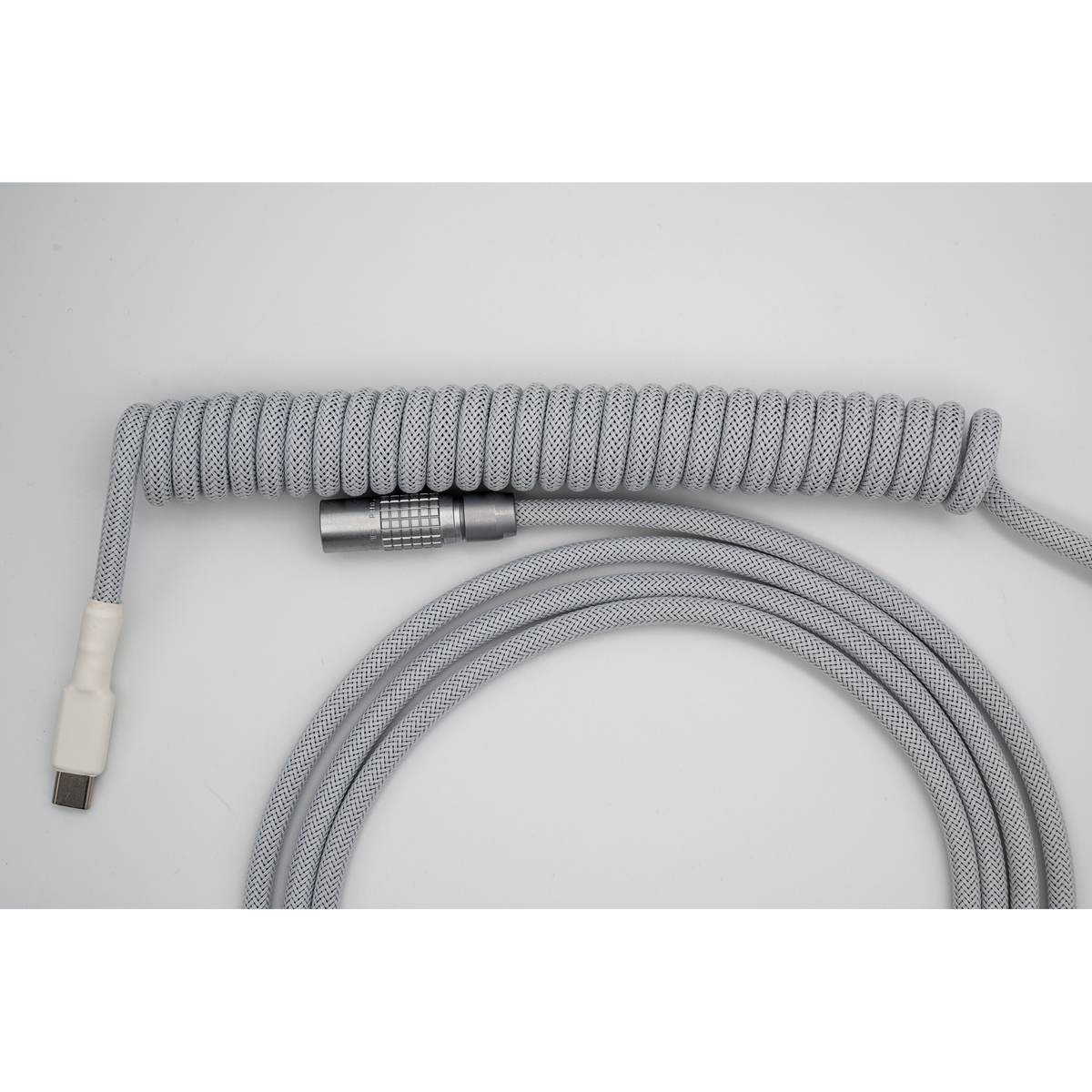 "Mono[chrome]" Custom USB Cable - White